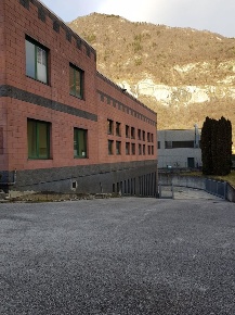 Foto Capannone industriale in via Lambro 40, Castelmarte Ravella di 1200 m²