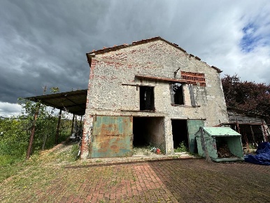 Foto Capannone industriale a Vezzano Ligure di 195 m² con 6 locali