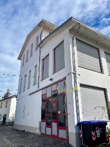 Foto Capannone industriale in strada del borgo reno 73, Tizzano Val Parma