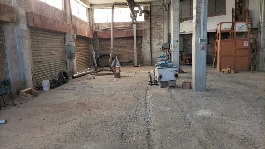 Foto Capannone industriale a Luni Casano Dogana Isola di 220 m² in vendita