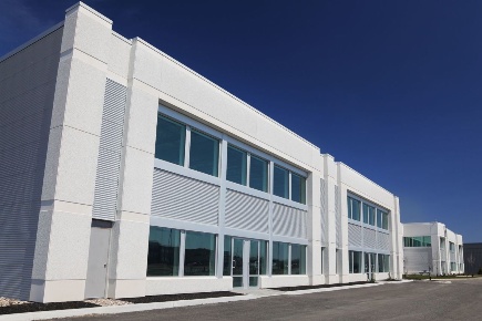 Foto Capannone industriale a Livorno Salviano di 225 m² con 1 locali