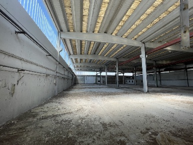 Foto Capannone industriale in Via delle Barazzine 4, Pieve Porto Morone