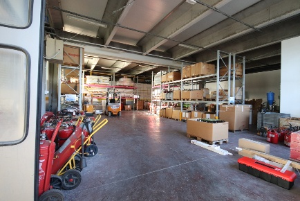 Foto Capannone industriale in Via Sarzanese 703, Lucca Nave di 260 m²