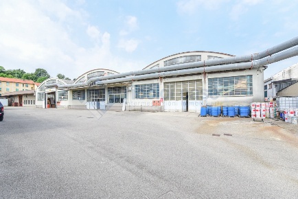 Foto Capannone industriale in VIA PIAVE, Carate Brianza Centro di 9000 m²