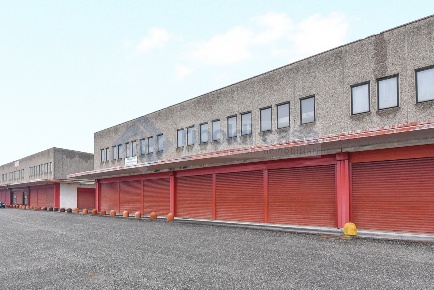 Foto Capannone industriale in VIA CESARE CANTU', Olgiate Molgora di 813 m²
