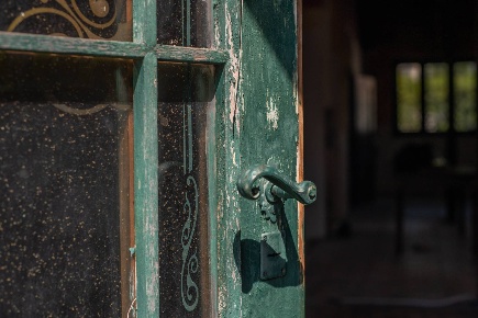 Foto Capannone industriale a Cerro Maggiore Centro di 451 m² con 2 locali