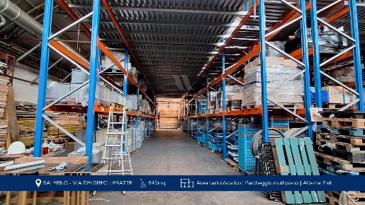 Foto Capannone industriale a Salerno Fratte - Matierno di 840 m² in affitto
