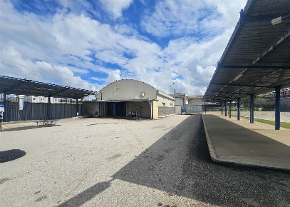Foto Capannone industriale a Gravina in Puglia di 80 m² con 1 locali