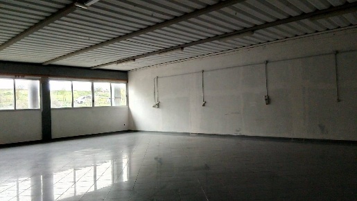 Foto Capannone industriale a Vinci di 385 m² con 5 locali in vendita