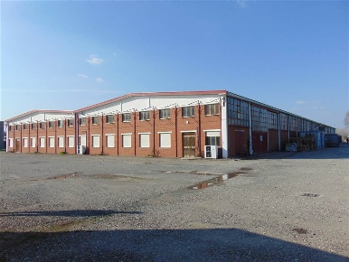Foto Capannone industriale a Castelnuovo Bocca d'Adda di 5000 m² in vendita