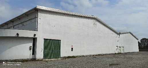 Foto Capannone industriale a Cerano di 1200 m² con 2 locali in affitto