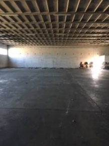 Foto Capannone industriale a Cerano di 1200 m² con 2 locali in affitto