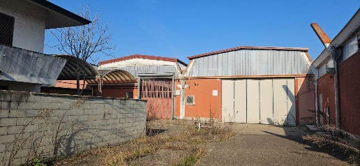 Foto Capannone industriale in Via Rossini, Arluno Centro di 1069 m²