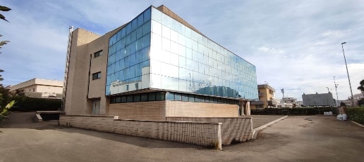 Foto Capannone industriale in ZONA INDUSTRIALE, Martina Franca di 3100 m²