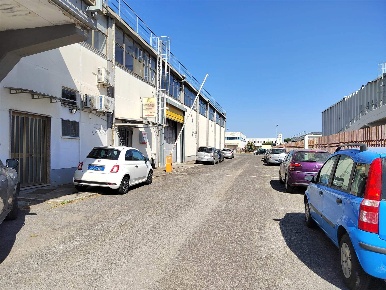 Foto Capannone industriale a Monterotondo Monterotondo Scalo di 780 m²