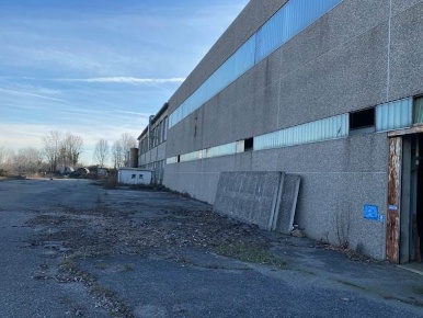 Foto Capannone industriale a Triuggio Tregasio di 5500 m² in vendita