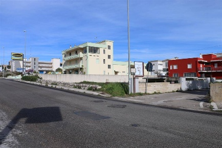 Foto Capannone industriale in Zona Industriale, Martina Franca di 370 m²