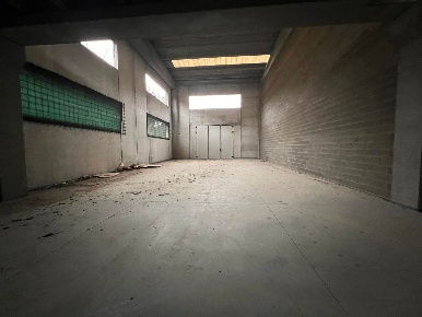 Foto Capannone industriale a Riccò del Golfo di Spezia di 300 m² in vendita