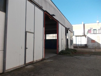 Foto Capannone industriale a San Pietro Mosezzo Centro di 700 m² in vendita