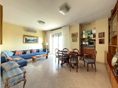 Foto Appartamento in VIA TERRA VERGINE, Pescara in vendita