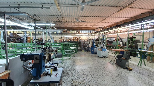 Foto Capannone industriale a Lamporecchio Centro di 550 m² con 5 locali