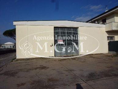 Foto Capannone industriale a Pontedera Villaggi, Bellaria di 640 m²