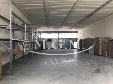 Foto Capannone industriale a Casciana Terme Lari di 306 m² con 1 locali