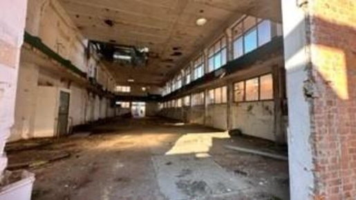 Foto Capannone industriale a Settimo Milanese di 8000 m² in vendita