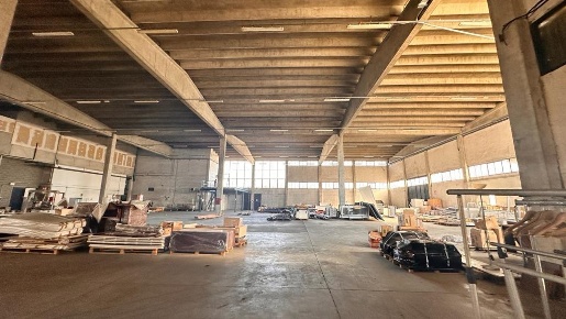Foto Capannone industriale a Milano di 5400 m² in vendita