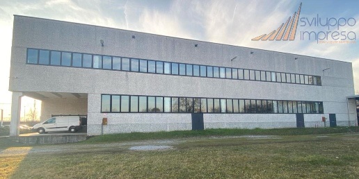 Foto Capannone industriale in Via Tripoli, Desio di 3397 m² in vendita