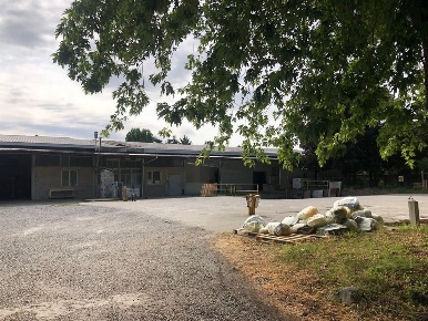 Foto Capannone industriale a Bregnano di 1050 m² in vendita