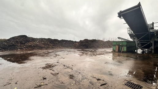 Foto Capannone industriale a Tradate di 2300 m² in vendita