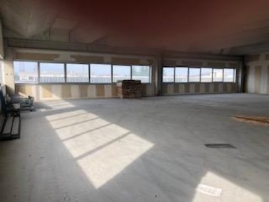 Foto Capannone industriale a Cesano Maderno di 350 m² in vendita