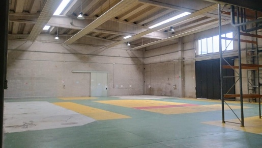 Foto Capannone industriale a Paderno Dugnano di 1265 m² in vendita
