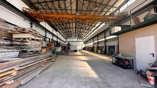 Foto Capannone industriale a Bollate di 2000 m² in vendita