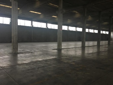 Foto Capannone industriale a Settimo Milanese di 4400 m² in affitto