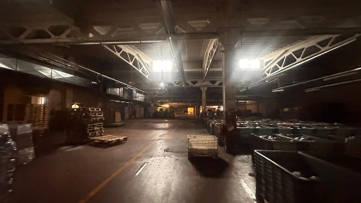 Foto Capannone industriale a Lurate Caccivio di 2065 m² in vendita