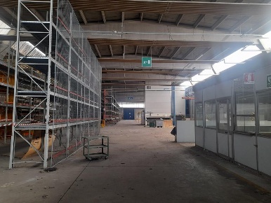 Foto Capannone industriale a Pregnana Milanese di 9300 m² in vendita