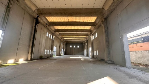 Foto Capannone industriale a Magenta di 1220 m² in vendita