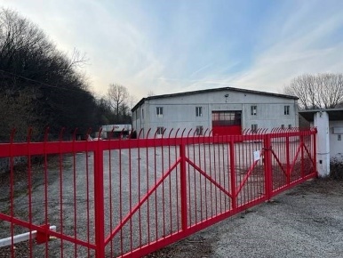 Foto Capannone industriale in Via San Rocco, Lombardore di 1132 m²