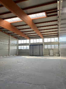 Foto Capannone industriale in Corso Italia 596/A, Terre del Reno in vendita