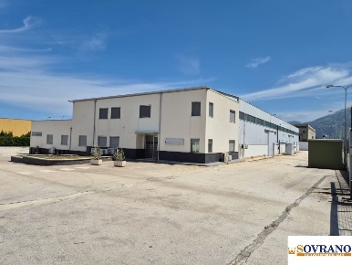 Foto Capannone industriale a Carini Zona Industriale di 2471 m² in vendita