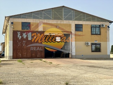 Foto Capannone industriale in via Elorina, Siracusa Pantanelli - Elorina