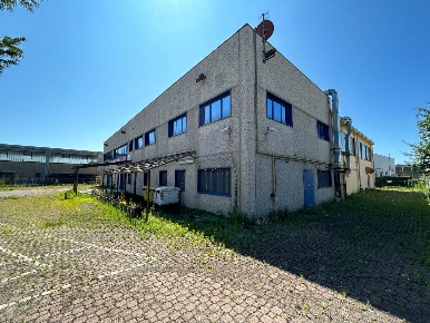 Foto Capannone industriale in via borgaro, Settimo Torinese di 1400 m²