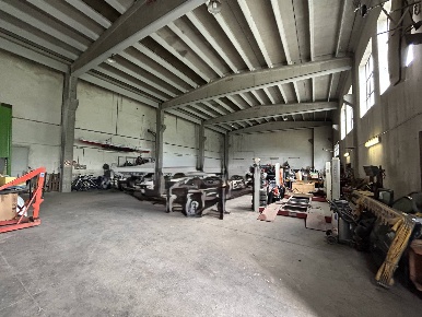 Foto Capannone industriale in via Brandizzo, San Mauro Torinese Centro