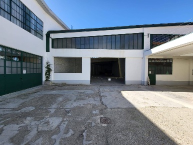 Foto Capannone industriale in VIA BRICCA, Pianezza Centro di 500 m²