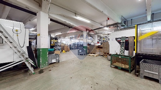 Foto Capannone industriale in Via Gallinea, Mele di 1144 m² in vendita