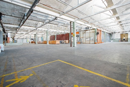 Foto Capannone industriale in Via Alessandria, Rivoli Maiasco di 8825 m²