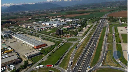 Foto Capannone industriale in Strada settima, Rivoli Maiasco di 24000 m²