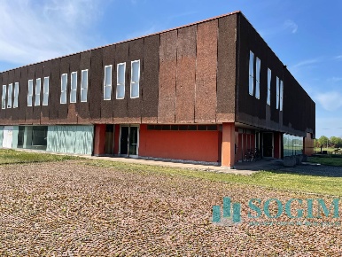 Foto Capannone industriale in Via Per Cassano, Rivolta d'Adda di 2000 m²